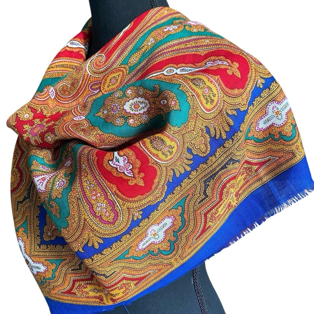 Vintage Club 7 Echo Scarf  Square 29" Colorful Paisley 100% Wool Made Japan